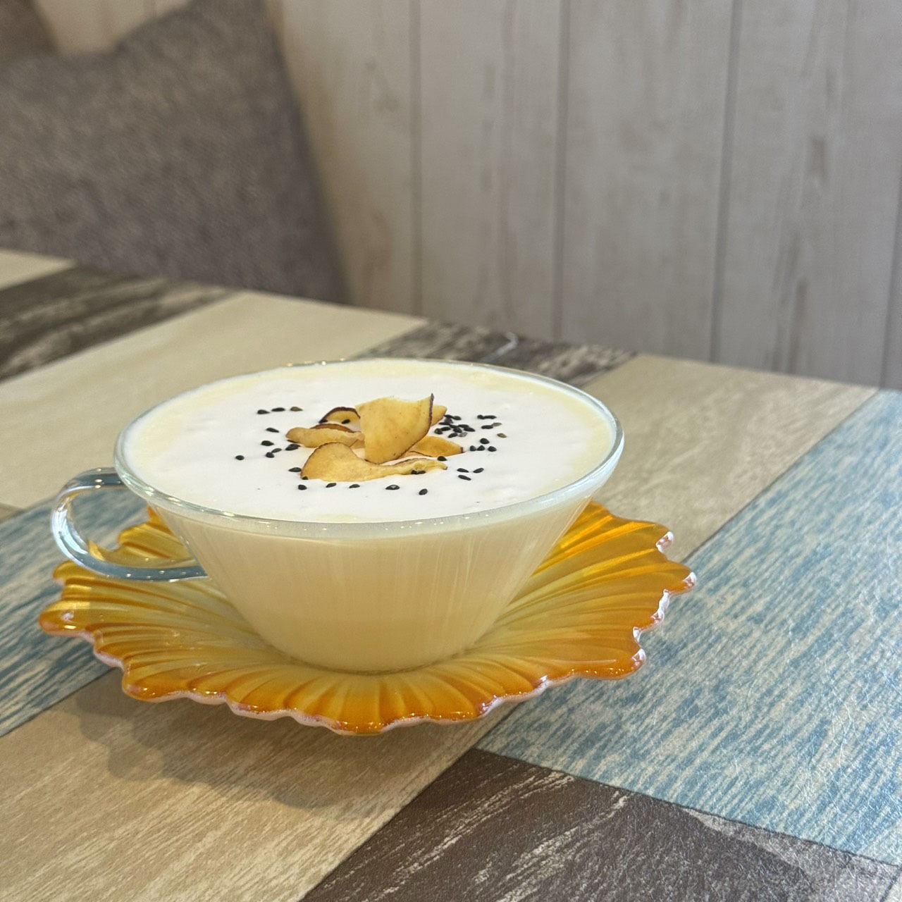 Blauw チーズみるくなると金時